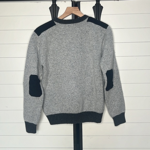 Brooklyn Industries Gray and Black Crewneck Sweater - Picture 3 of 4